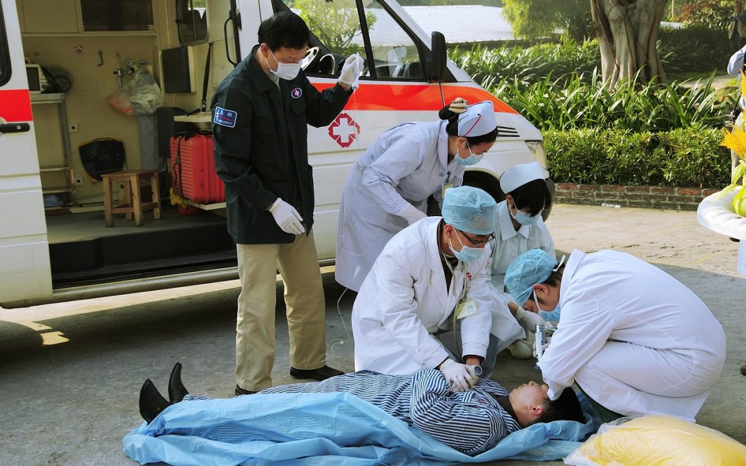 Penyemprotan Disinfektan di Rumah Sakit