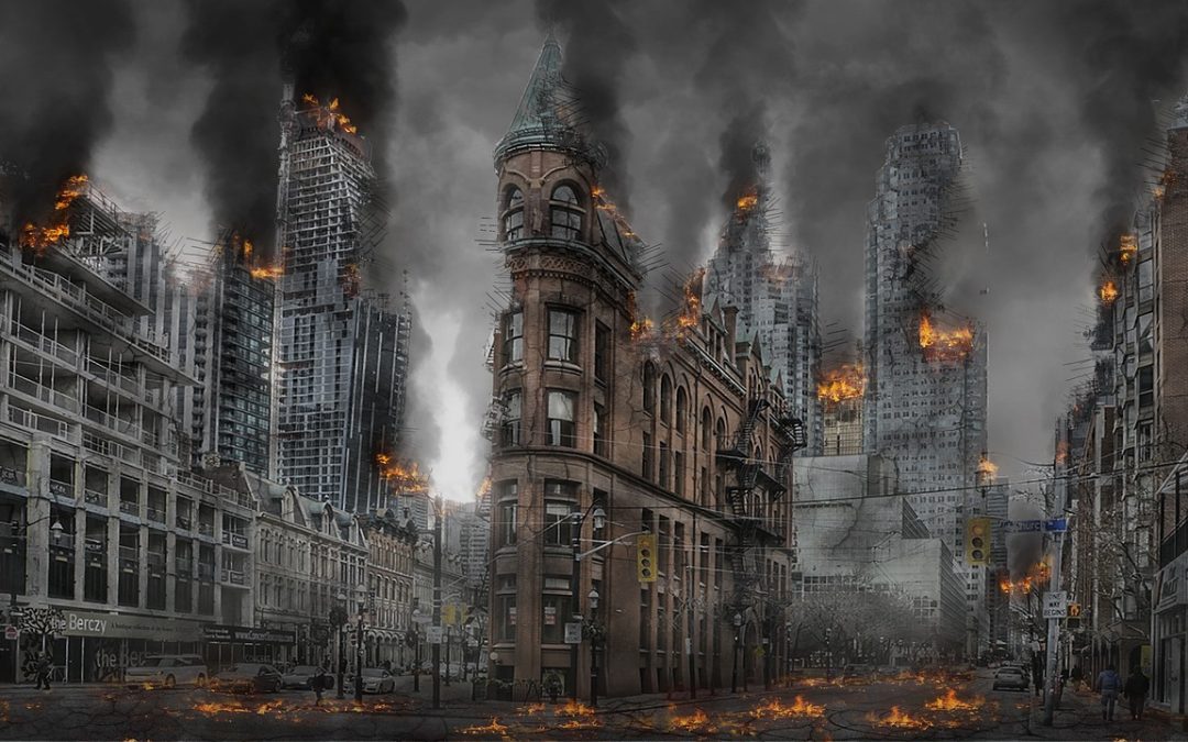 Dinas Damkar Balangan Bantu Kecelakaan di Perbukitan